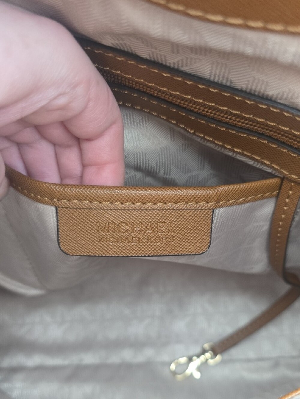 Michael Kors Brown Leather Large Hamilton Satchel W/ Gold Hardware (NWOT)✨️🤎✨️ - Picture 10 of 11